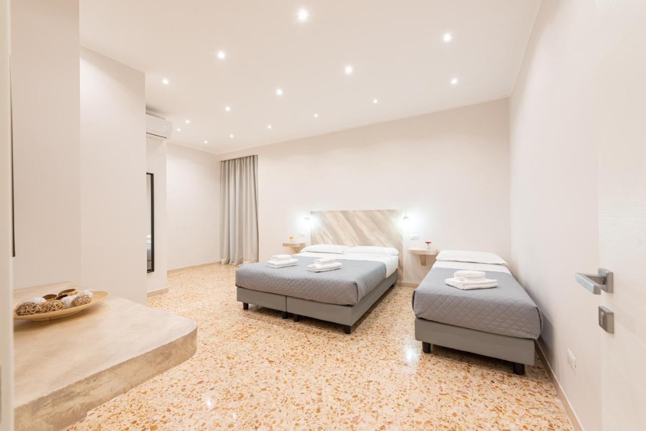 Ancient Rome Room — Photos 1